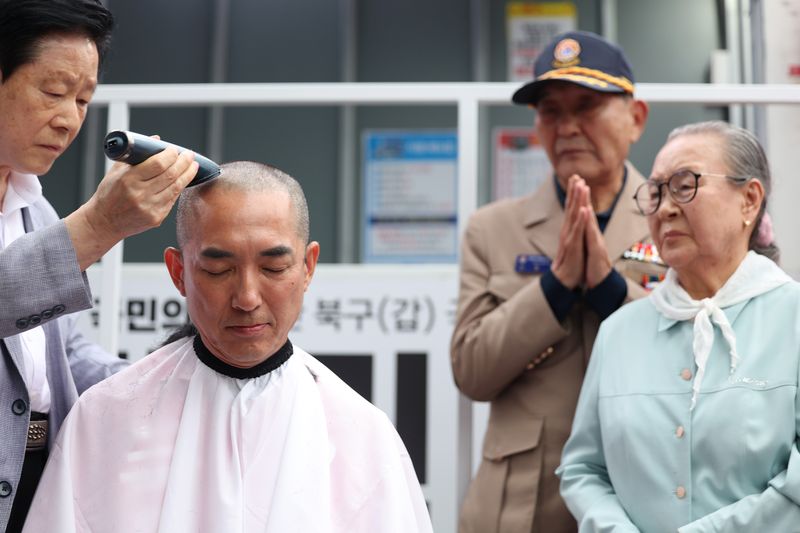 박민식 "배신의 정치 끝장" vs 한동훈 "제 발목 잡아 하정우 당선 목표"