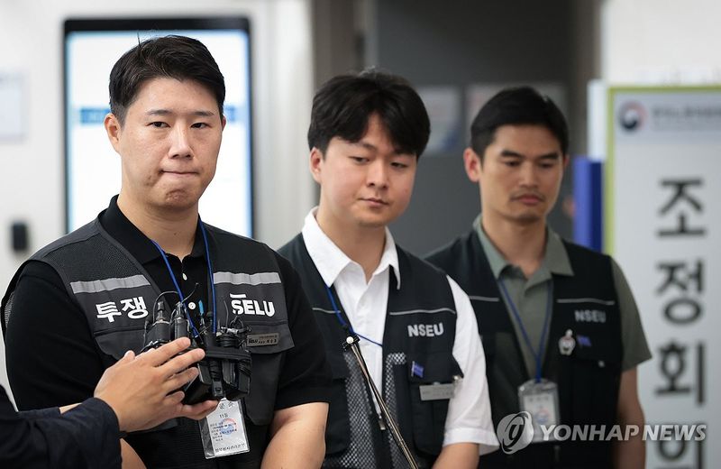 질문받는 삼성그룹 초기업노동조합 삼성전자지부 최승호 위원장 (출처=연합뉴스)