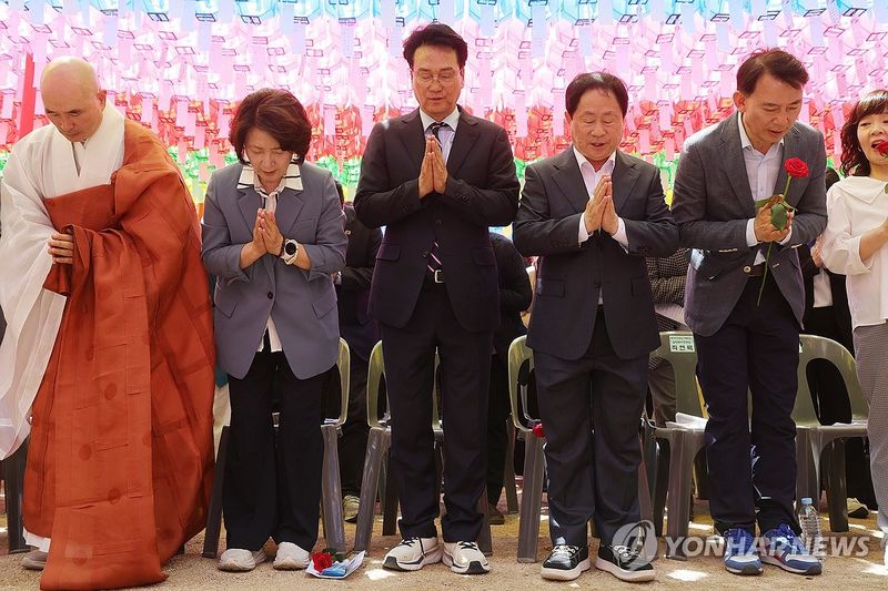 '불심을 표심으로' (출처=연합뉴스)