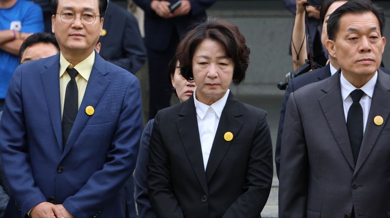 23일 수원연화장에서 열린 노무현 전 대통령 서거 추도식에 참석한 추미애 더불어민주당 경기도지사 후보.(추 캠프 제공. 재판매 및 DB금지)