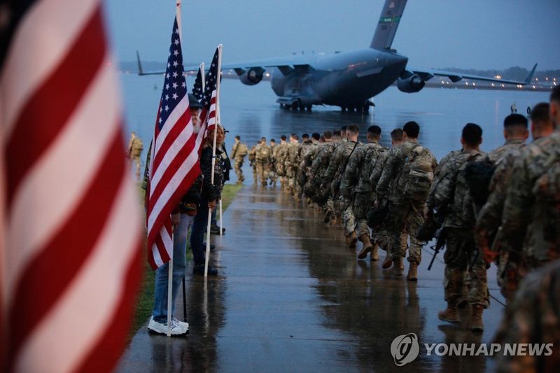 2020년 1월 중동 투입되는 미 육군 82공수사단 신속대응군 장병들 (출처=연합뉴스)