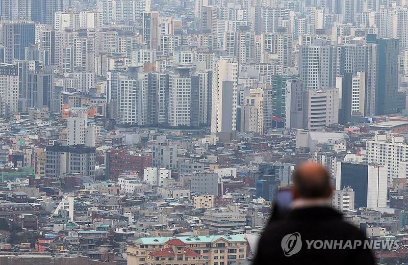 4월 전국 1순위 청약경쟁률 6.70대 1…10개월째 한자릿수 (출처=연합뉴스)