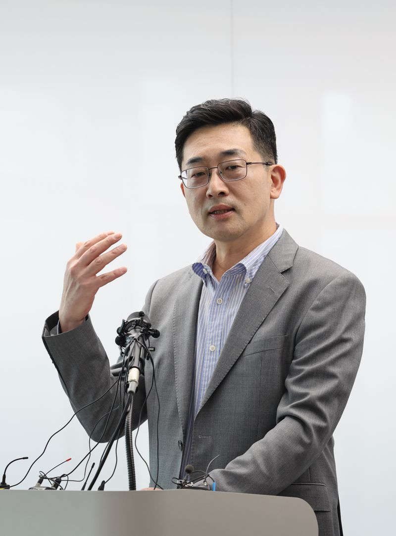 이학인 서울시교육감 후보가 26일 서울 용산구 서울시교육청에서 공약 발표를 하고 있다. 서울시교육청 제공