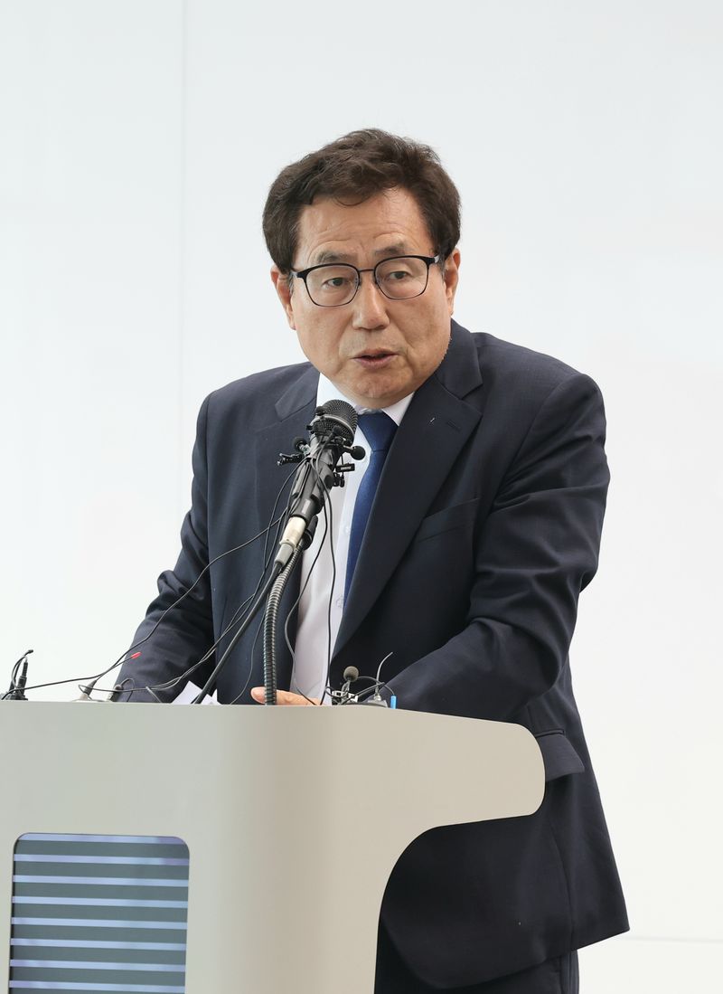 한만중 서울시교육감 후보가 26일 서울 용산구 서울시교육청에서 공약 발표를 하고 있다. 서울시교육청 제공
