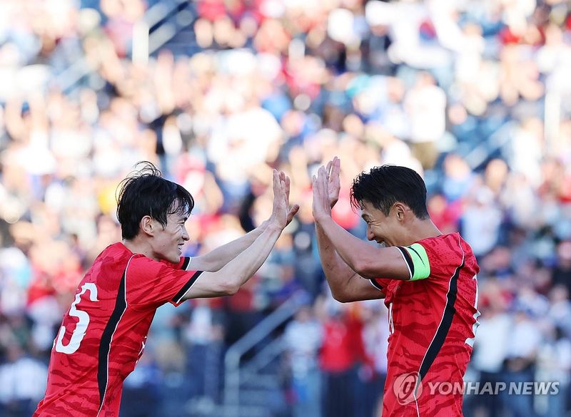 손흥민 첫 골 (출처=연합뉴스)