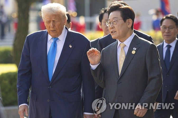 한미 정상의 대화 (출처=연합뉴스)