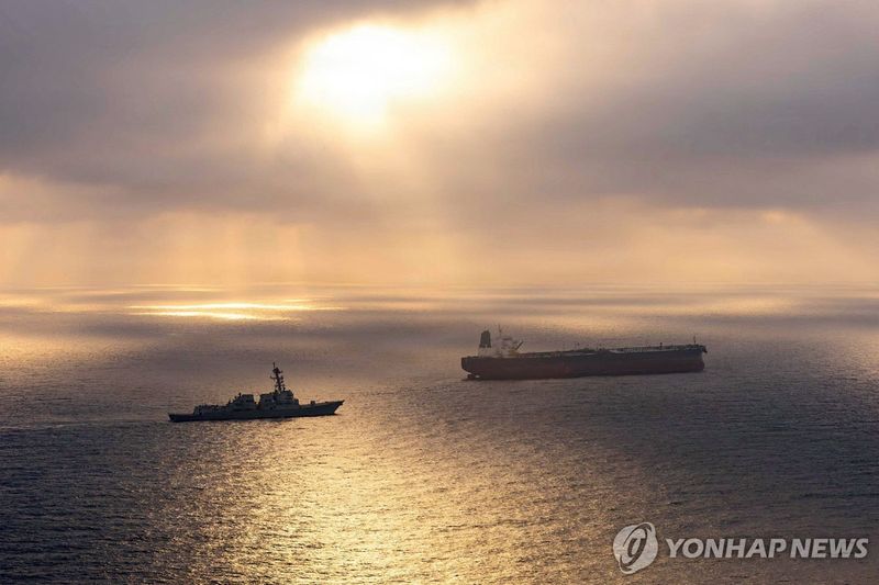 대이란 해상봉쇄 작전을 수행 중인 미군 (출처=연합뉴스)