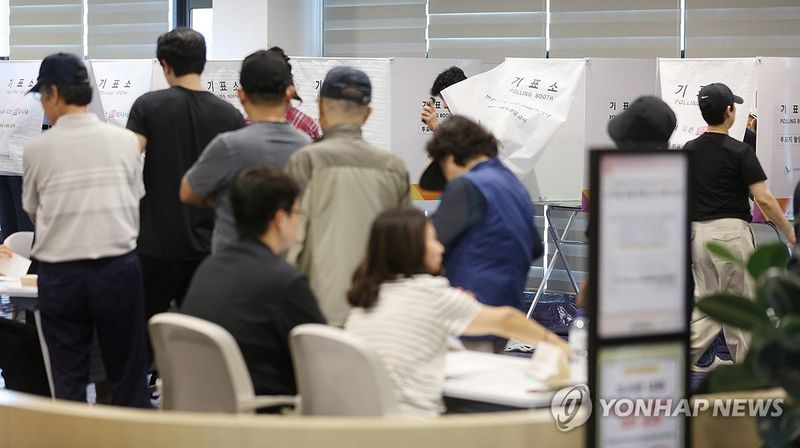'표심은 어디로' (출처=연합뉴스)
