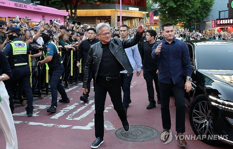 젠슨 황, '삼겹살 먹으러 왔어요' (출처=연합뉴스)