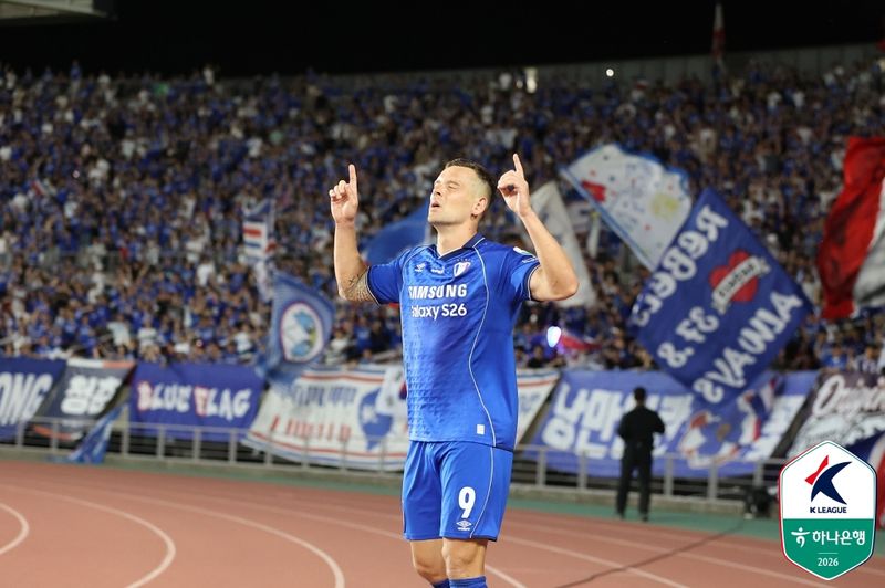 '이정효호' 수원, 화성에 2-1 역전승…2위 도약 후 월드컵 휴식기