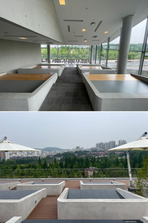 서울 구로구 항동 '9로평상'은 자연을 끌어들인 '평상'을 카페 안으로 가져왔다. 3층과 4층을 이어주는 평상(위)과 루프톱에 배치된 평상. /사진=서윤경 기자