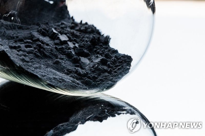 배터리 양극재. 연합뉴스.