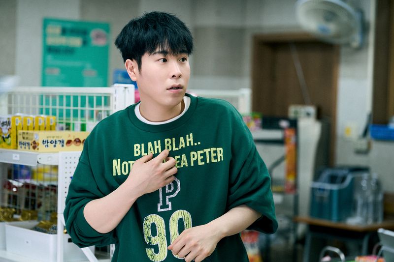 학폭 가해자에 사이다 응징…김무열 '참교육' 넷플릭스 비영어권 1위