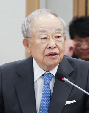 손경식 "AI시대, 노동시장 규제 개선 시급"