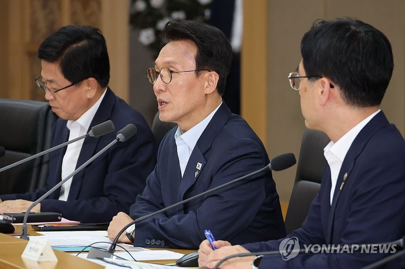 '국민 참정권 침해' 관계장관회의 주재하는 김민석 총리 (출처=연합뉴스)