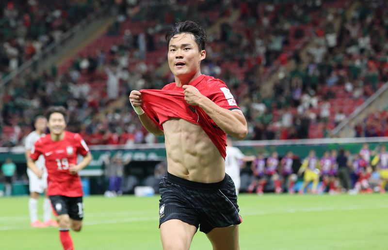 대한민국 축구국가대표팀 오현규가 11일(현지시간) 멕시코 할리스코주 사포판 과달라하라 스타디움에서 열린 2026 북중미 월드컵 A조 조별리그 1차전 대한민국과 체코 경기에서 역전골을 넣고 복근을 드러내는 세리머니를 하고 있다. 이날 경기는 대한민국 체코를 상대로 2-1로 승리했다. 2026.6.12 /사진=뉴스1