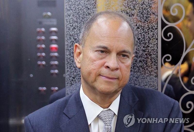 금융위원회 방문한 MSCI 회장 (출처=연합뉴스)
