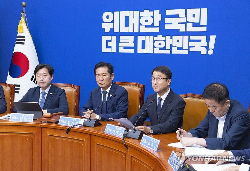 최고위원회의에서 발언하는 한병도 원내대표 (출처=연합뉴스)