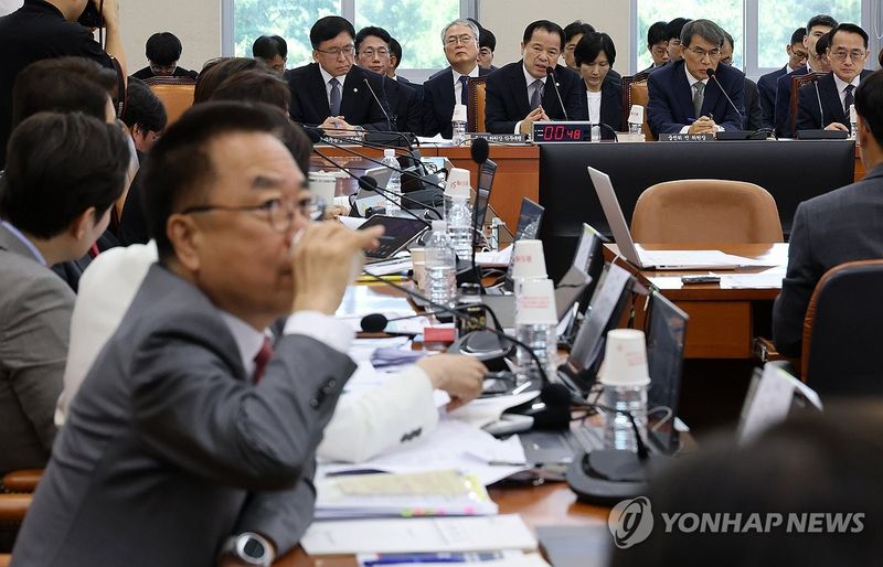 여야 질타 이어지는 선관위 국조특위 (출처=연합뉴스)