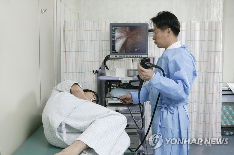 위 내시경 검사 (출처=연합뉴스)