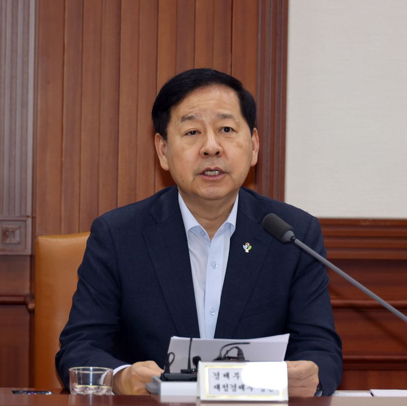 구윤철 부총리 겸 재정경제부 장관이 26일 오전 서울 종로구 정부서울청사에서 열린 비상경제본부 희의 겸 경제관계장관회의 겸 민생물가 특별관리 관계장관 태스크포스(TF)에서 발언하고 있다. 사진=서동일 기자