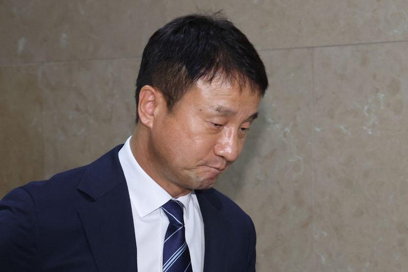 한병도 더불어민주당 원내대표가 26일 오후 서울 여의도 국회에서 원 구성 협상을 위한 여야 원내대표 회동을 마치고 발걸음을 옮기고 있다. 뉴스1