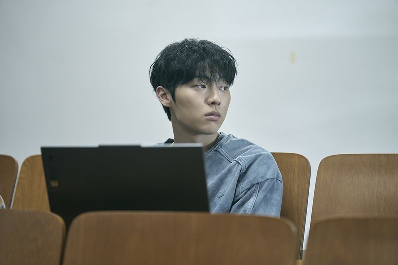 최현욱 '맨끝줄소년'으로 증명한 성장…"자세부터 시선까지 고민했다"