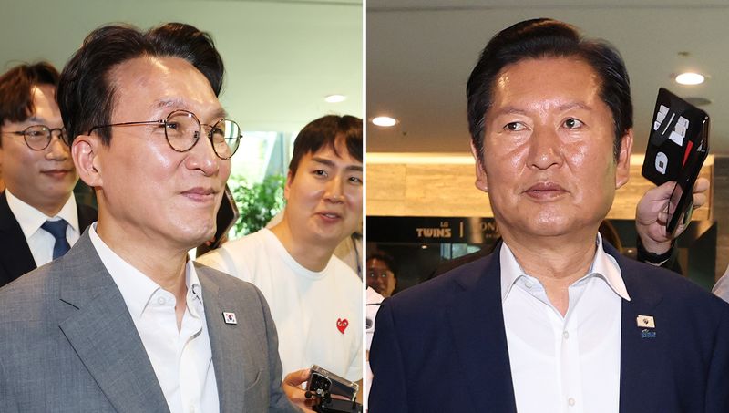 김민석 국무총리(왼쪽)와 정청래 더불어민주당 전 대표가 28일 오후 경기 광주 곤지암리조트에서 열린 민주당 청년 당선인 워크숍에 나란히 참석하고 있다. 2026.6.28 ⓒ 뉴스1 오대일 기자