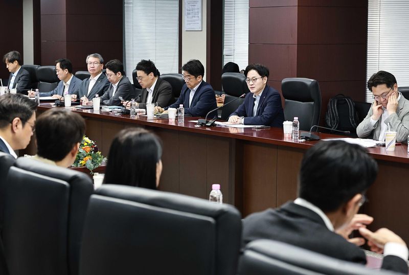 김정관 산업통상부 장관.뉴시스