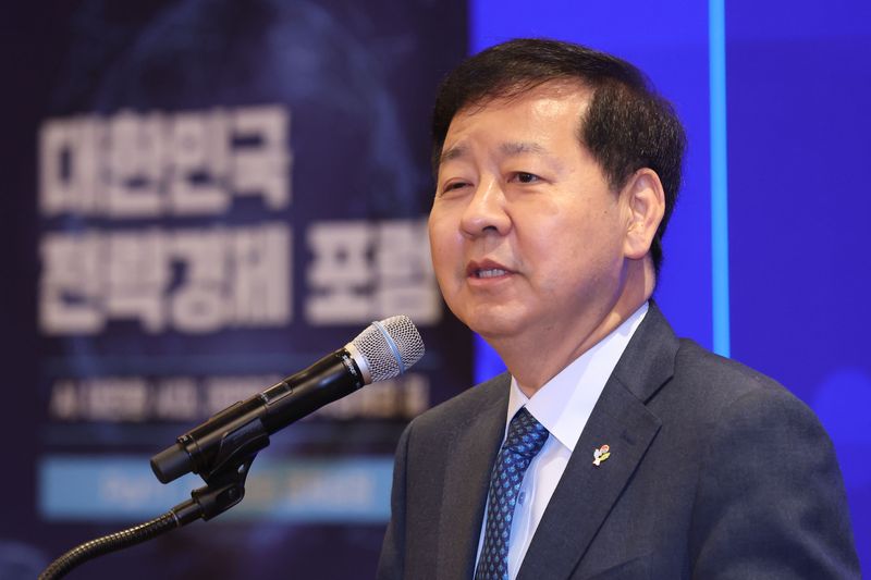 구윤철 