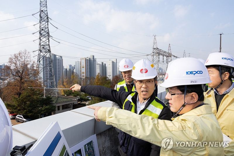 '3대 메가' 업고 '脫탈원전'서 더 가는 정부…"원전 추가 검토" (출처=연합뉴스)