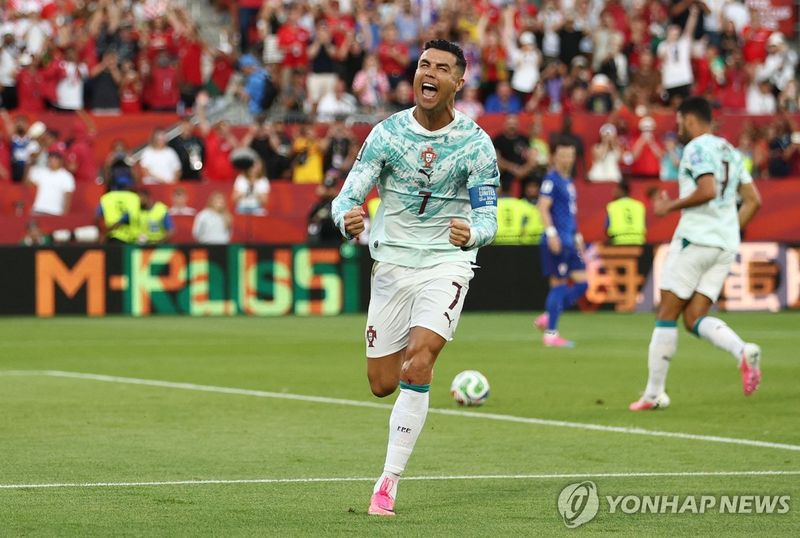 '우승 0순위' 프랑스&middot;모로코 8강 선착… 타짜들만 남은 16강, 아시아는 '전멸' [2026 월드컵]