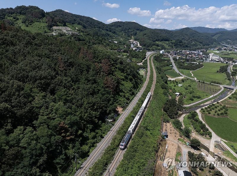 경부선 철로 (출처=연합뉴스)