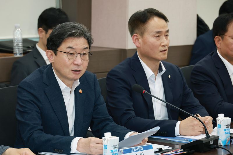 이억원 금융위원장이 지난 6월 전북 전주시 전북중소벤처기업청에서 열린 '제6차 포용적 금융 대전환 회의 겸 지역금융 간담회'에서 발언하고 있다. 금융위원회 제공