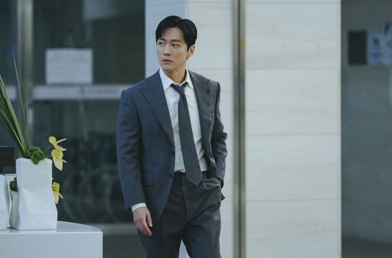 '김부장' 강세 맞선 '결혼의 완성'…남궁민, 또 연기 차력쇼였다 [N초점]