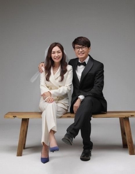 조갑경(왼쪽), 홍서범 부부(MBC에브리원 '다 컸는데 안 나가요' 제공)