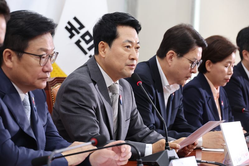 장동혁 국민의힘 대표가 13일 서울 여의도 국회에서 열린 최고위원회의에서 발언하고 있다. 2026.7.13 ⓒ 뉴스1 신웅수 기자