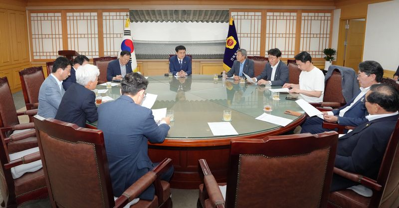 [전주=뉴시스] 전북특별자치도의회가 정부의 '대한민국 대도약 3대 메가프로젝트'에서 전북이 배제된 것과 관련해 특별위원회를 구성하고 적극 대응에 나서기로 했다. *재판매 및 DB 금지