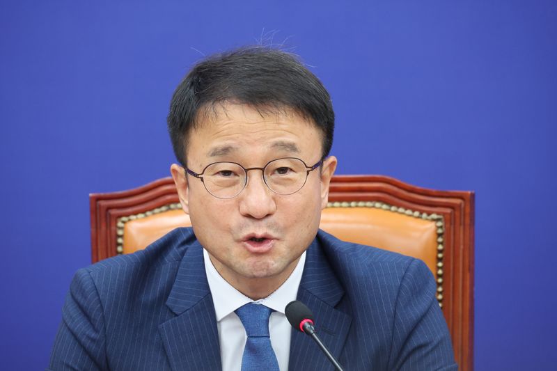 한병도 더불어민주당 당대표 직무대행 겸 원내대표가 14일 서울 여의도 국회에서 열린 원내대책회의에서 발언하고 있다. 2026.7.14 ⓒ 뉴스1 신웅수 기자