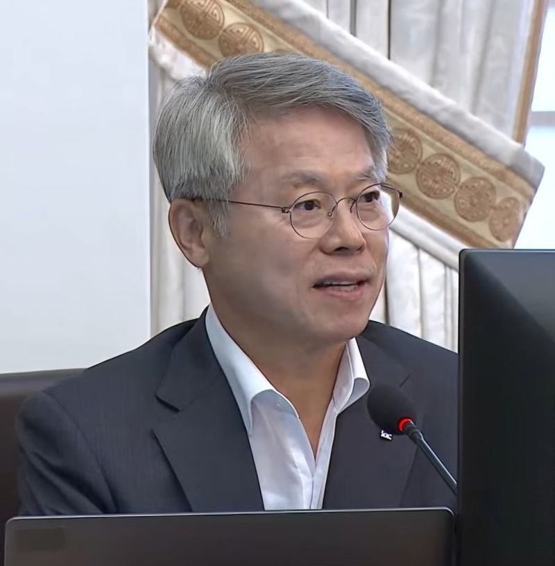 민형배 전남광주통합특별시장이 14일 청와대에서 열린 제30회 국무회의에 참석해 인사말을 하고 있다. KTV 캡처·전남광주통합특별시 제공