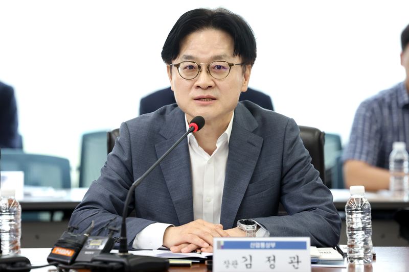 [서울=뉴시스] 조성우 기자 = 김정관 산업통상부 장관2026.07.01. xconfind@newsis.com