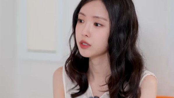 손나은