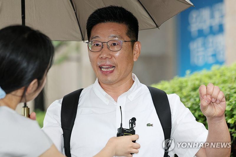 특검 2차 출석하는 조성현 전 수방사 1경비단장 (출처=연합뉴스)