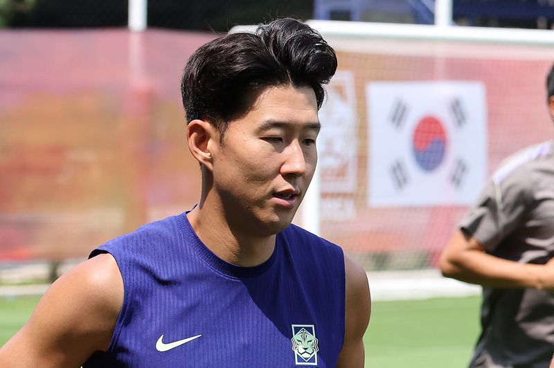 대한민국 축구국가대표팀 손흥민이 27일(현지시간) 멕시코 과달라하라 인근 대한민국 축구대표팀의 베이스캠프 훈련장인 치바스 바예 베르데에서 훈련을 하고 있다. 2026.6.28 ⓒ 뉴스1 임세영 기자