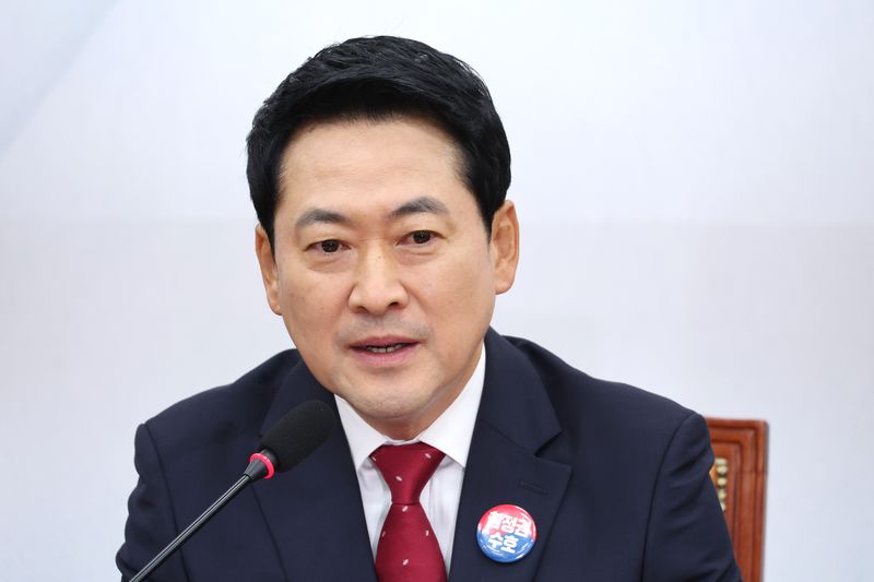 장동혁 국민의힘 대표가 16일 서울 여의도 국회에서 열린 최고위원회의에서 발언하고 있다. 2026.7.16 ⓒ 뉴스1 신웅수 기자