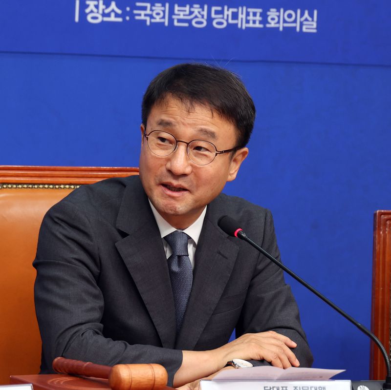 더불어민주당 한병도 대표 직무대행 겸 원내대표가 20일 국회에서 열린 최고위원회의에서 발언하고 있다. 사진=서동일 기자