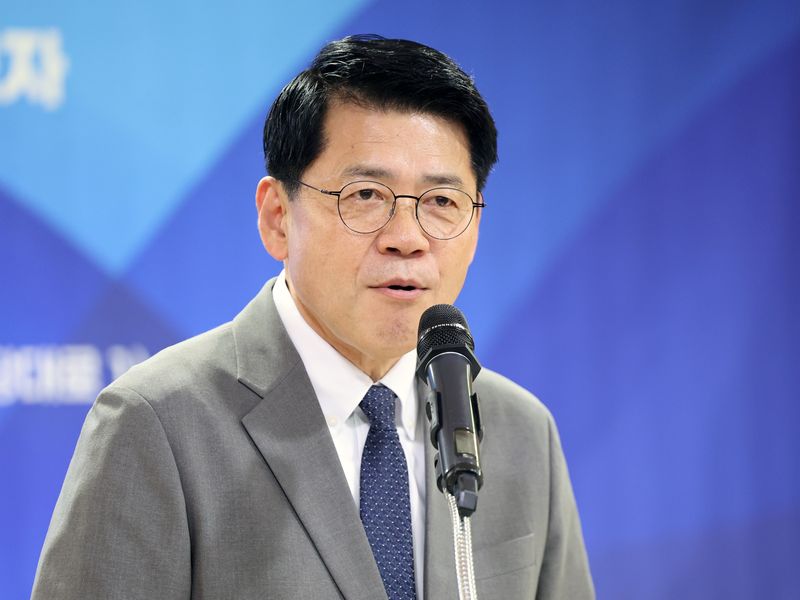 김준형 조국혁신당 당대표 권한대행이 19일 오후 서울 여의도 국회 의원회관에서 열린 '당대표 및 최고위원 후보자 수도권·강원 경청 간담회'에서 인사말을 하고 있다. 2026.7.19 ⓒ 뉴스1 황기선 기자