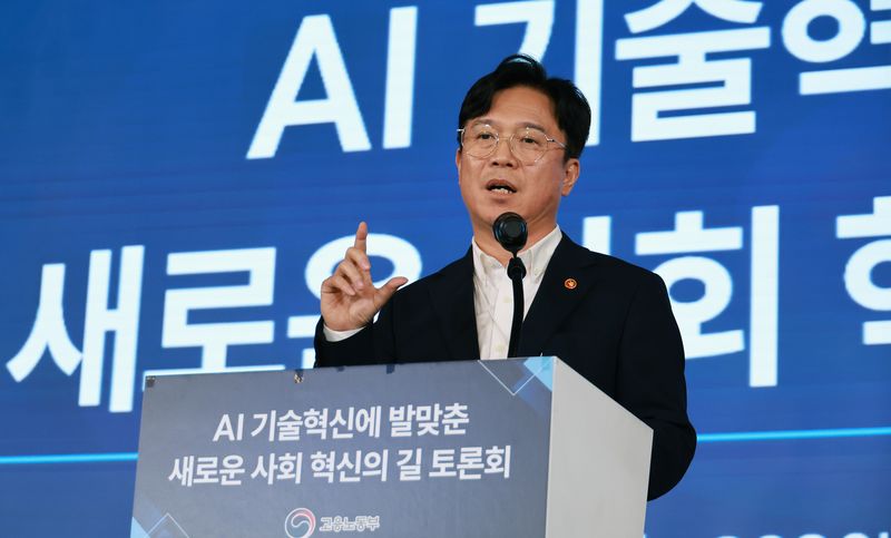 [N% 후폭풍]① N% 성과급에 쪼개진 한국, 'N차' 분열 시작됐다