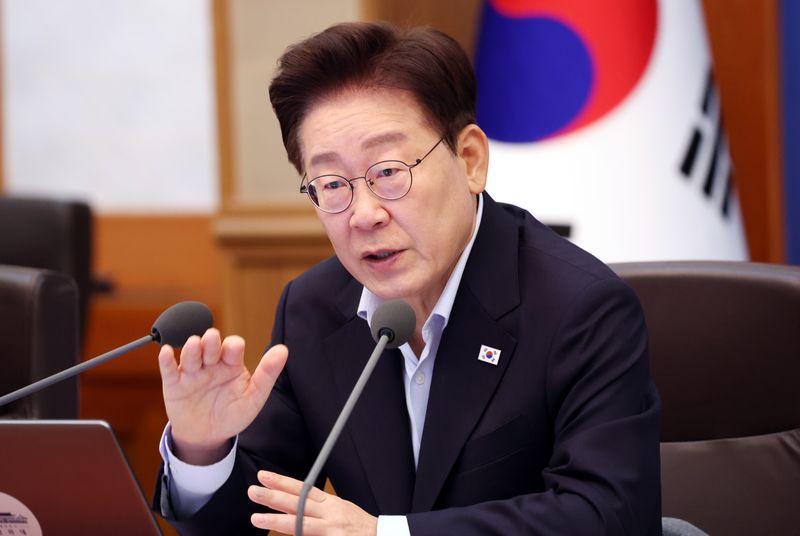 [서울=뉴시스] 김진아 기자 = 이재명 대통령이 21일 청와대에서 열린 국무회의에서 발언하고 있다.(청와대통신사진기자단) 2026.07.21. bluesoda@newsis.com