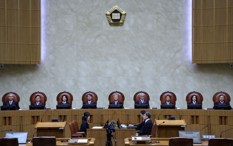 [서울=뉴시스] 대법원이 다음 달 초 이흥구(63·사법연수원 22기) 대법관의 후임자가 될 제청 대상 후보자를 정하는 회의를 열 예정이다. 사진은 5월 21일 전원합의체 선고 모습. (사진=뉴시스DB). 2026.07.21. photo@newsis.com